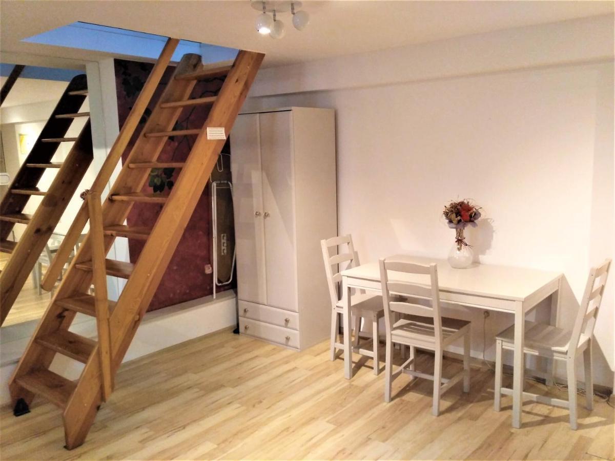 Krakow City Centre Apartment - Bon Turystyczny ภายนอก รูปภาพ