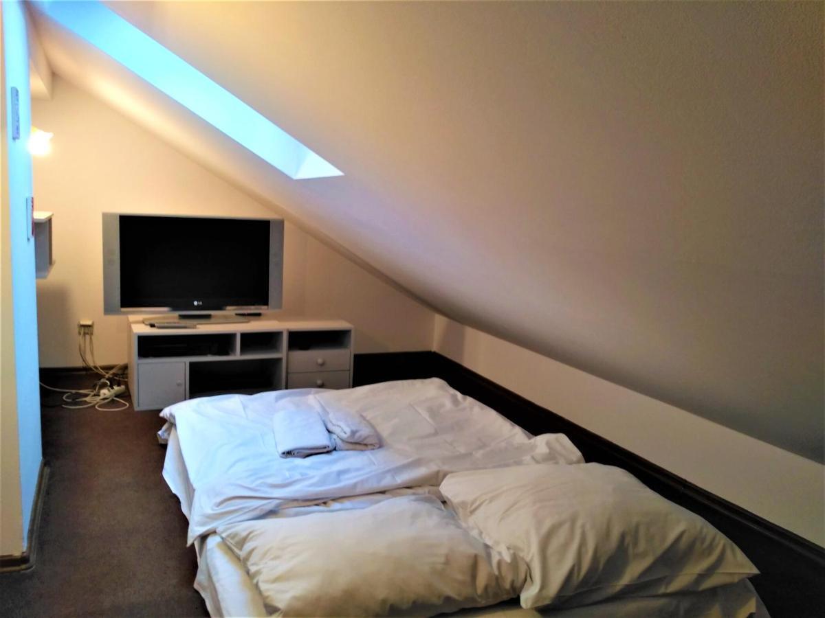 Krakow City Centre Apartment - Bon Turystyczny ภายนอก รูปภาพ