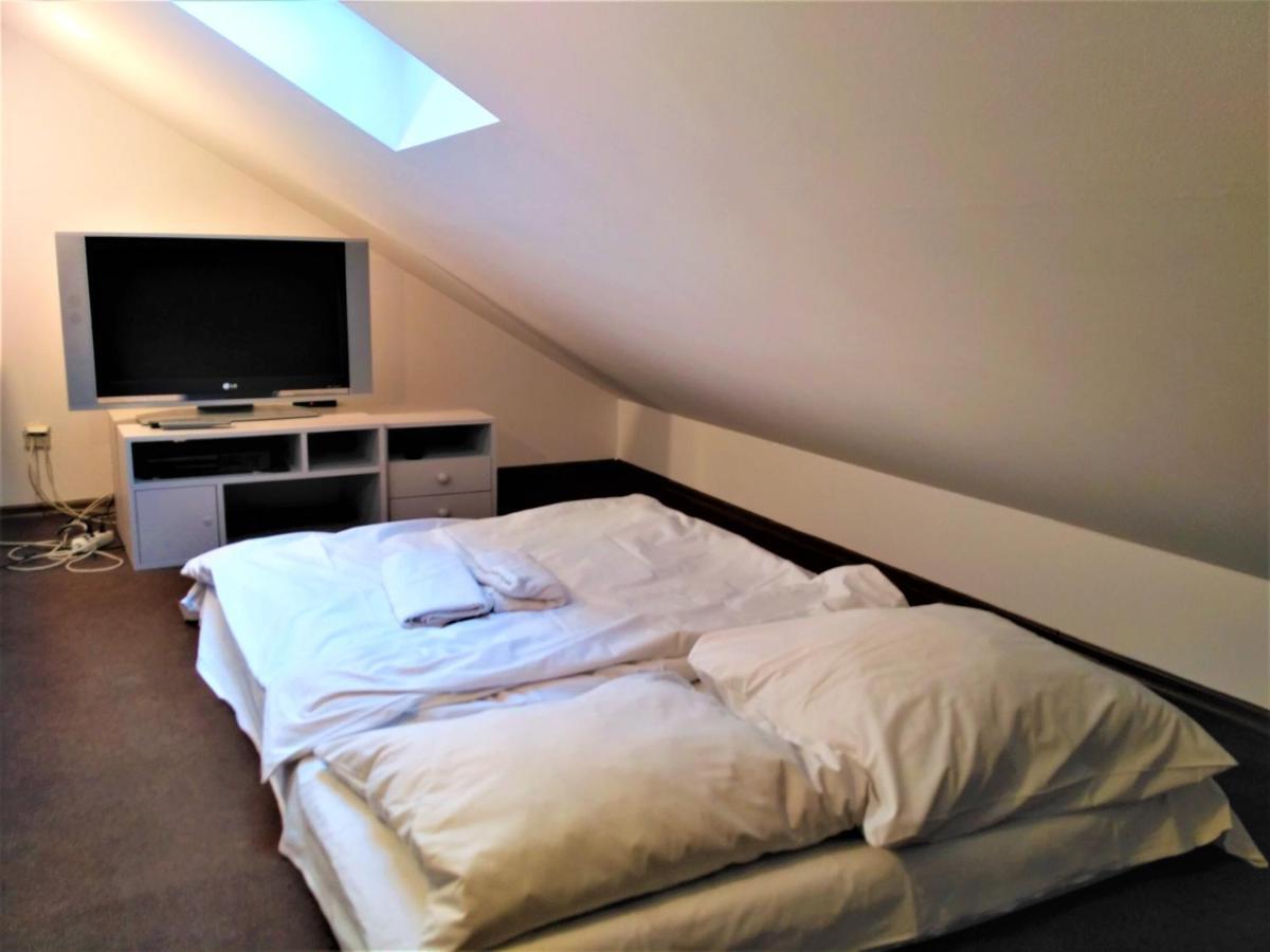Krakow City Centre Apartment - Bon Turystyczny ภายนอก รูปภาพ